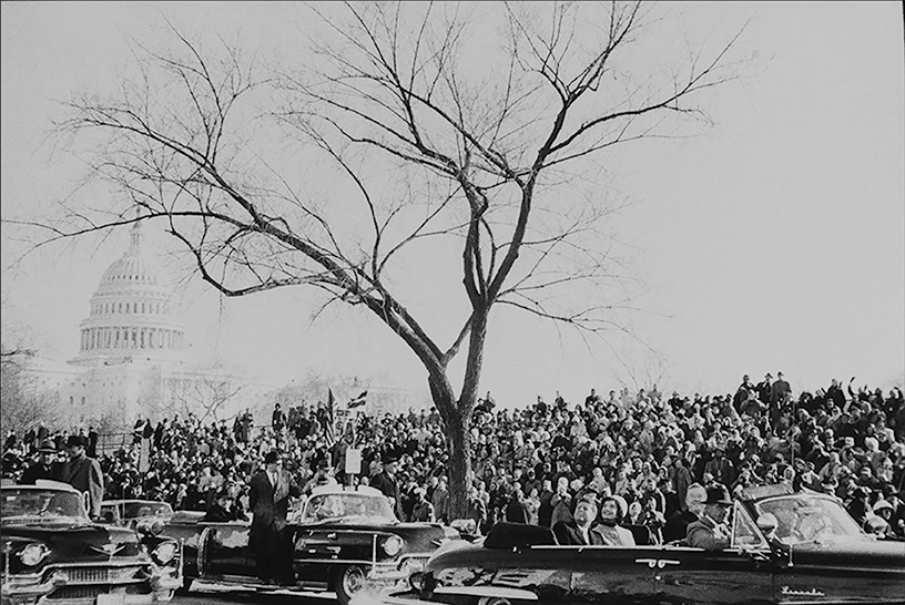 Presidential motorcade at the inauguration of John F. Kennedy. Washington, D.C. USA. 1961. © Bruce Davidson