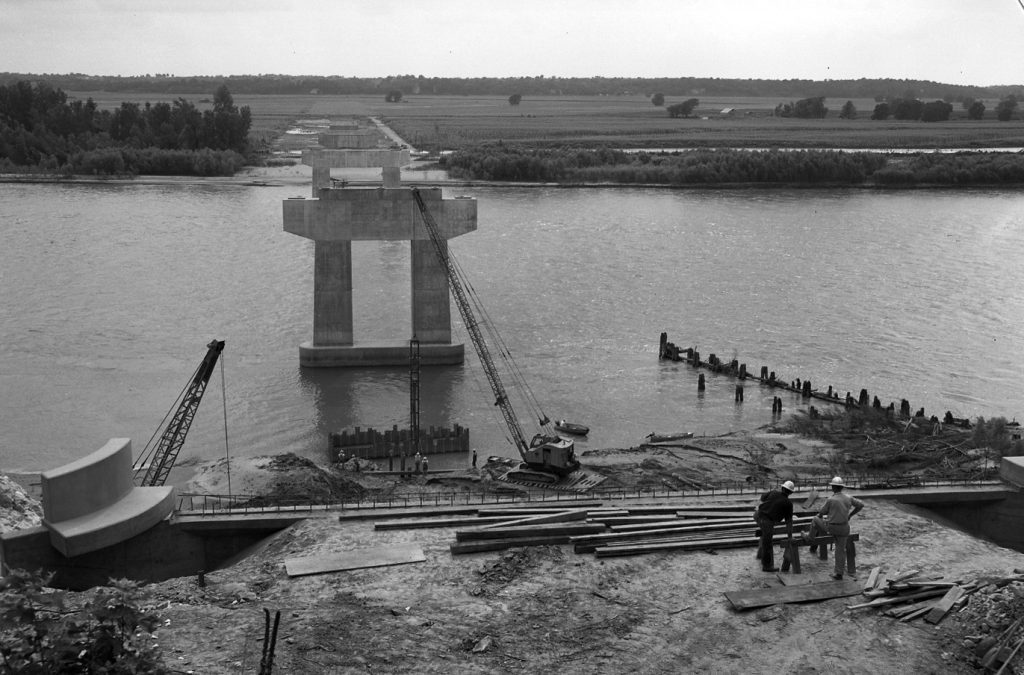 2025rocheport bridge historical construction 1958 52103249959 o